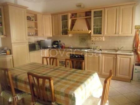 appartamento in vendita ad Ancona in zona Tavernelle