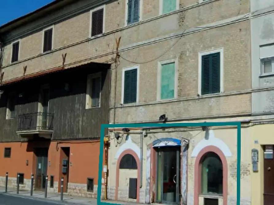 negozio in vendita ad Ancona in zona Piano San Lazzaro