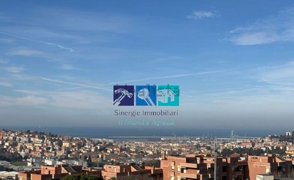 appartamento in vendita ad Ancona in zona Piano San Lazzaro