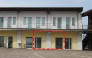 negozio in vendita ad Ancona in zona Piano San Lazzaro