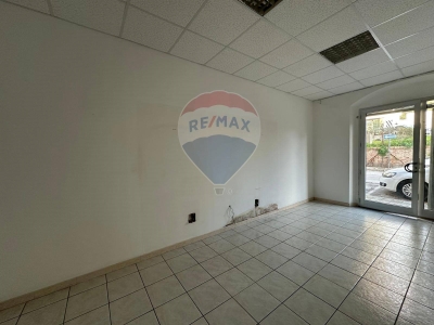 casa indipendente in vendita ad Ancona in zona Centro Storico