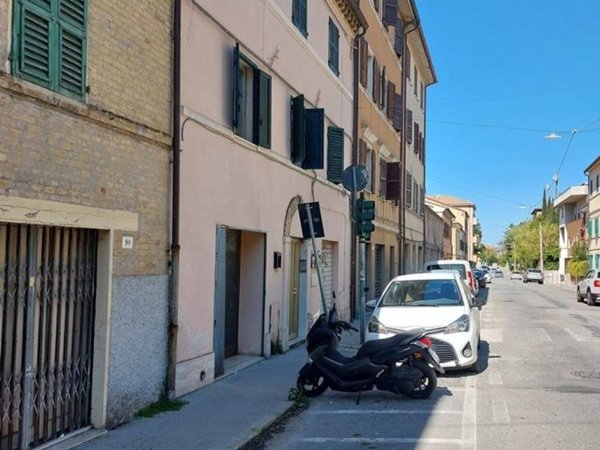 appartamento in vendita ad Ancona in zona Tavernelle