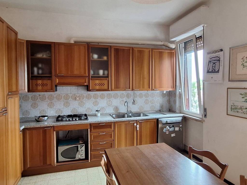 appartamento in vendita ad Ancona in zona Piano San Lazzaro