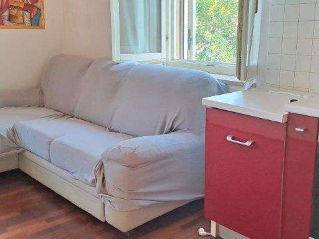 appartamento in vendita ad Ancona in zona Varano