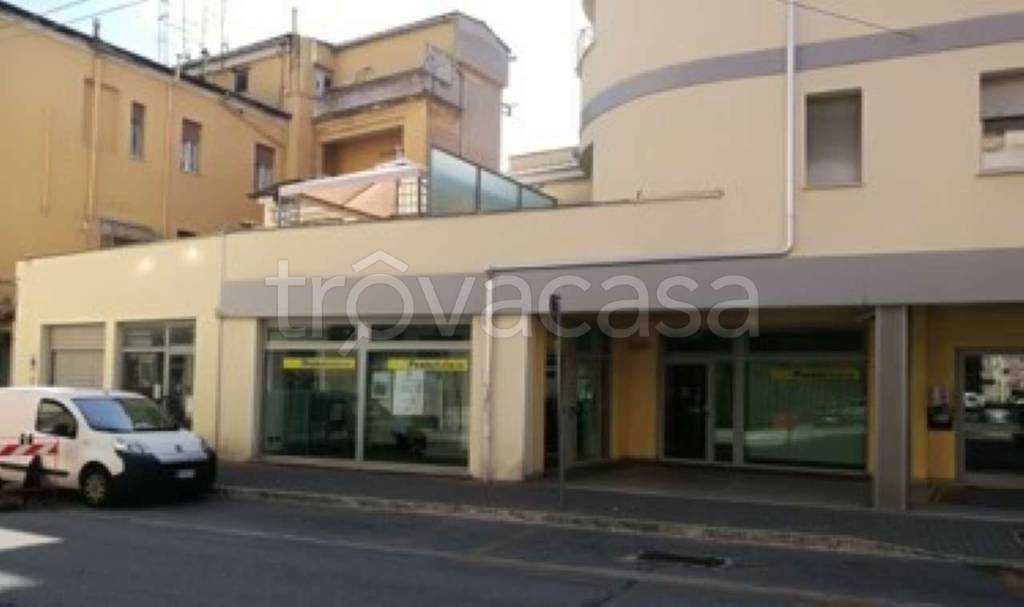 negozio in vendita ad Ancona in zona Centro Storico