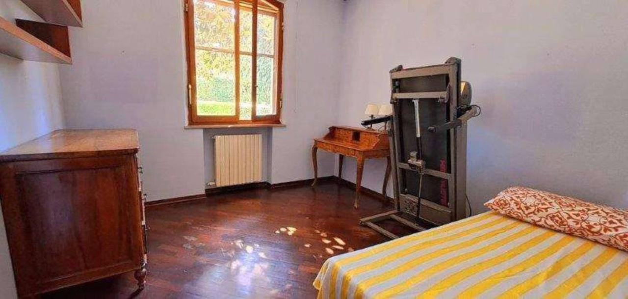 casa indipendente in vendita ad Ancona in zona Candia