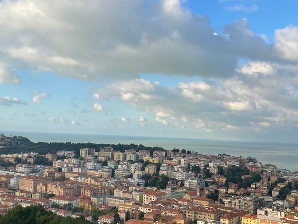appartamento in vendita ad Ancona in zona Borgo Rodi