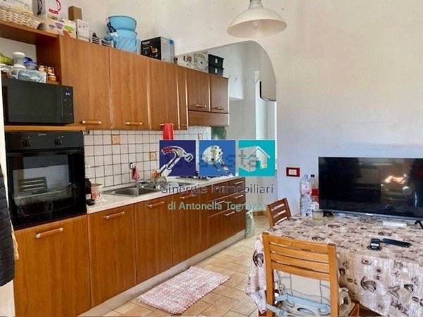 appartamento in vendita ad Ancona in zona Vallemiano