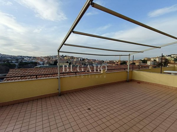 appartamento in vendita ad Ancona in zona Piano San Lazzaro