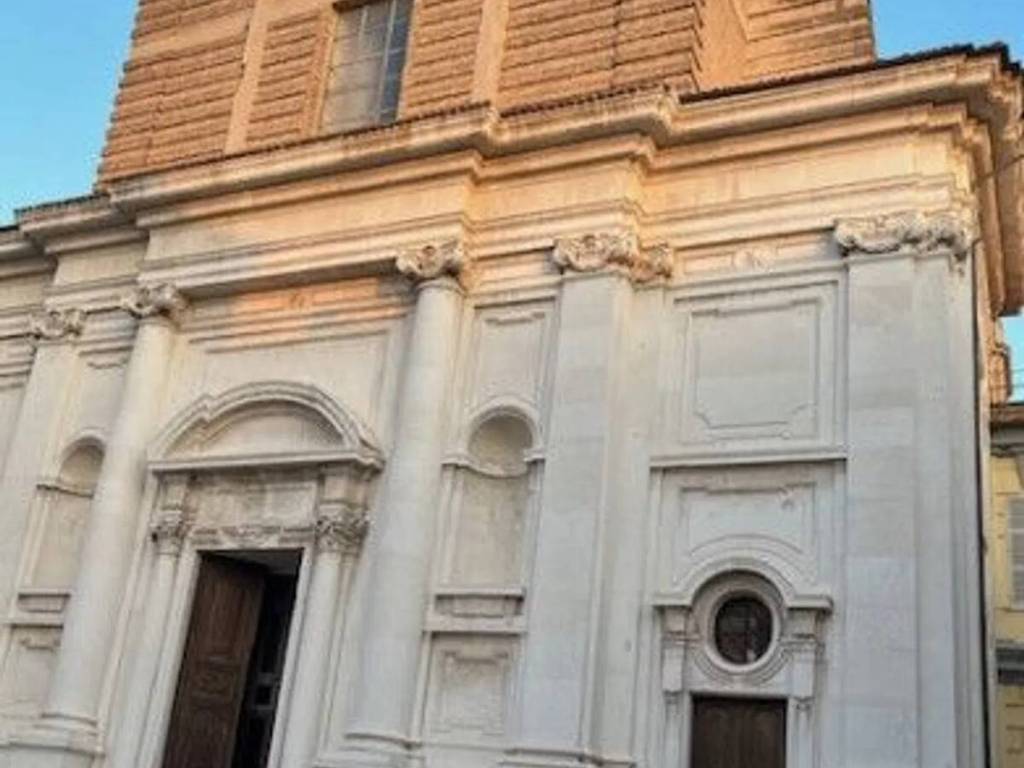 negozio in vendita ad Ancona in zona Centro Storico