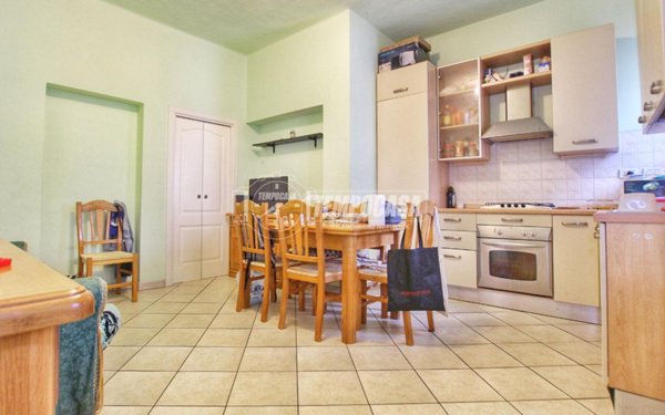 appartamento in vendita ad Ancona in zona Tavernelle