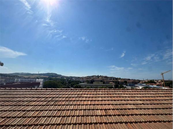 appartamento in vendita ad Ancona in zona Tavernelle