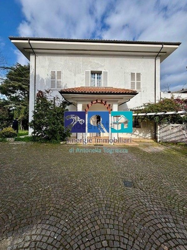 casa indipendente in vendita ad Ancona in zona Pinocchio