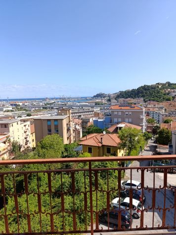 appartamento in vendita ad Ancona in zona Piano San Lazzaro