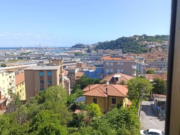 appartamento in vendita ad Ancona in zona Piano San Lazzaro