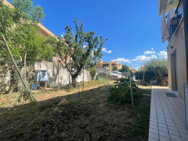 appartamento in vendita ad Ancona in zona Piano San Lazzaro