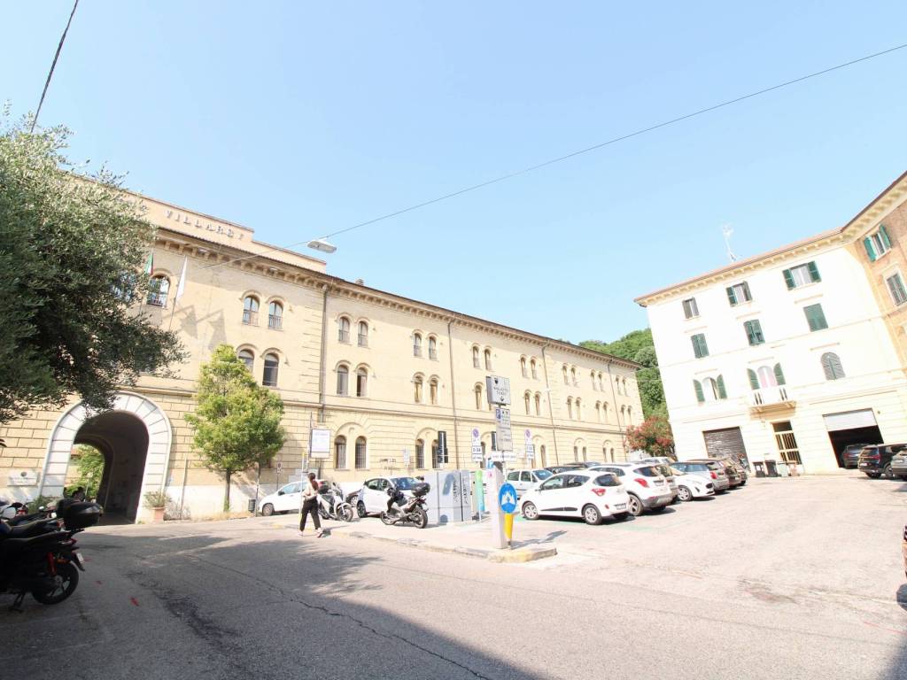 appartamento in vendita ad Ancona in zona Centro Storico