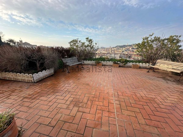 appartamento in vendita ad Ancona in zona Piano San Lazzaro