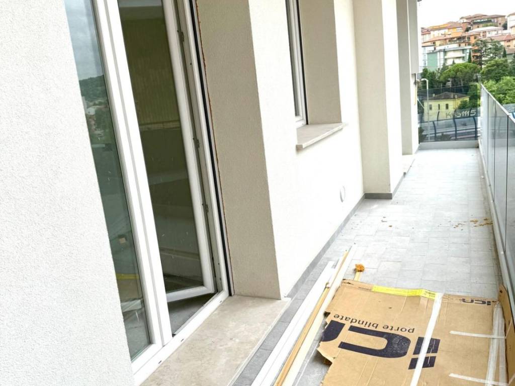 appartamento in vendita ad Ancona in zona Piano San Lazzaro