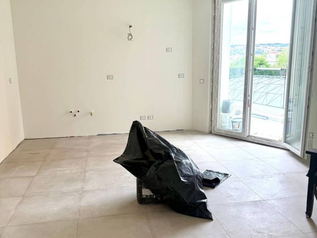 appartamento in vendita ad Ancona in zona Piano San Lazzaro