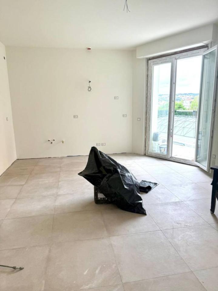 appartamento in vendita ad Ancona in zona Piano San Lazzaro