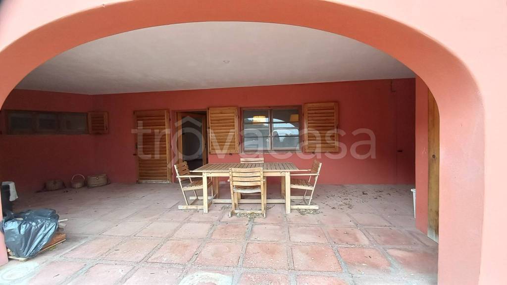 casa indipendente in vendita ad Ancona in zona Montesicuro