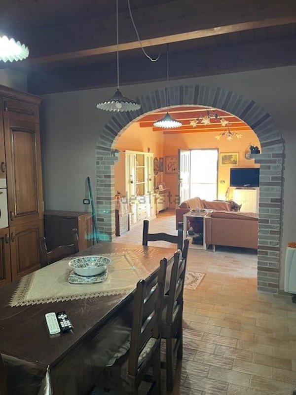casa indipendente in vendita ad Ancona in zona Piano San Lazzaro