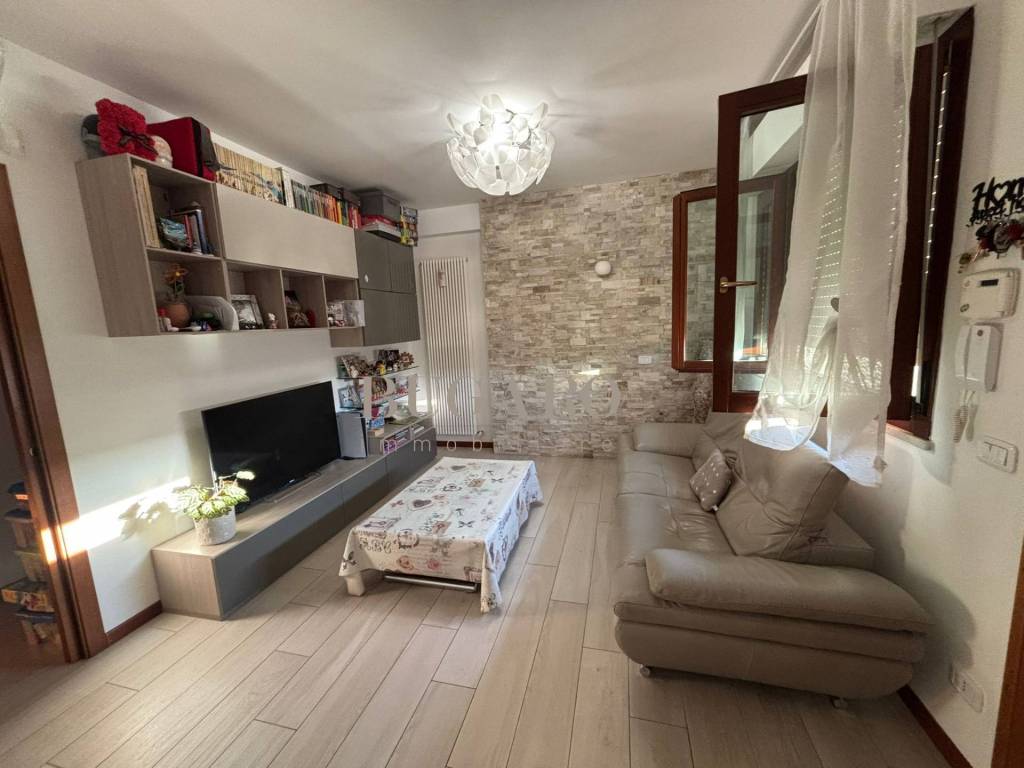 appartamento in vendita ad Ancona in zona Piano San Lazzaro