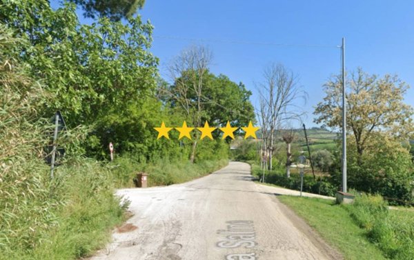 appartamento in vendita ad Ancona in zona Vallemiano