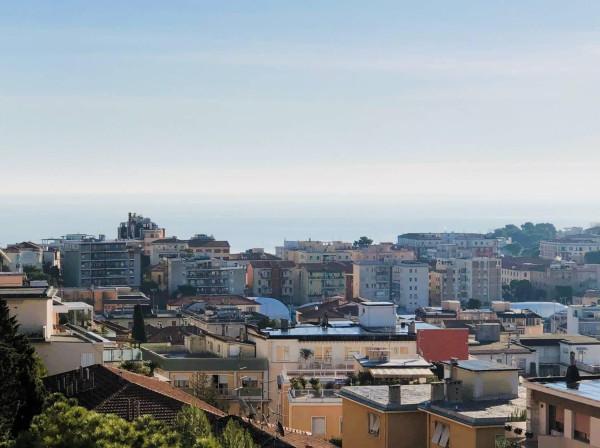 appartamento in vendita ad Ancona in zona Adriatico