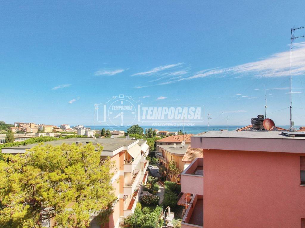 appartamento in vendita ad Ancona in zona Torrette