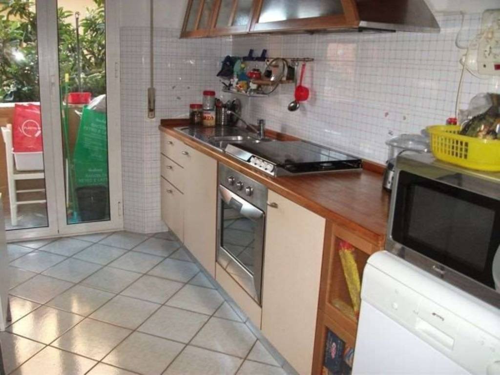 appartamento in vendita ad Ancona in zona Piano San Lazzaro