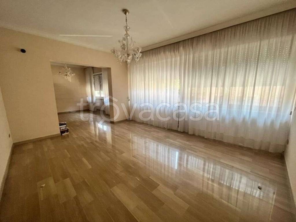 appartamento in vendita ad Ancona in zona Adriatico