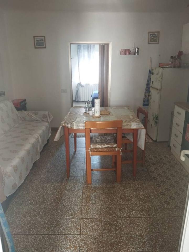 appartamento in vendita ad Ancona in zona Candia