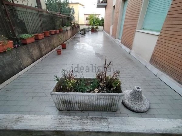 appartamento in vendita ad Ancona in zona Scrima