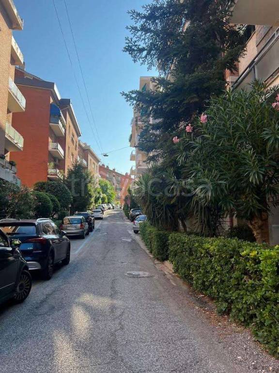 appartamento in vendita ad Ancona in zona Piano San Lazzaro