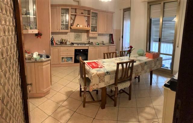 appartamento in vendita ad Ancona in zona Varano