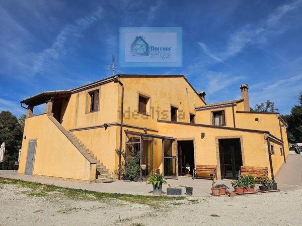 casale in vendita ad Ancona