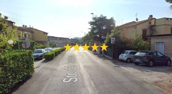 appartamento in vendita ad Ancona in zona Pietra La Croce