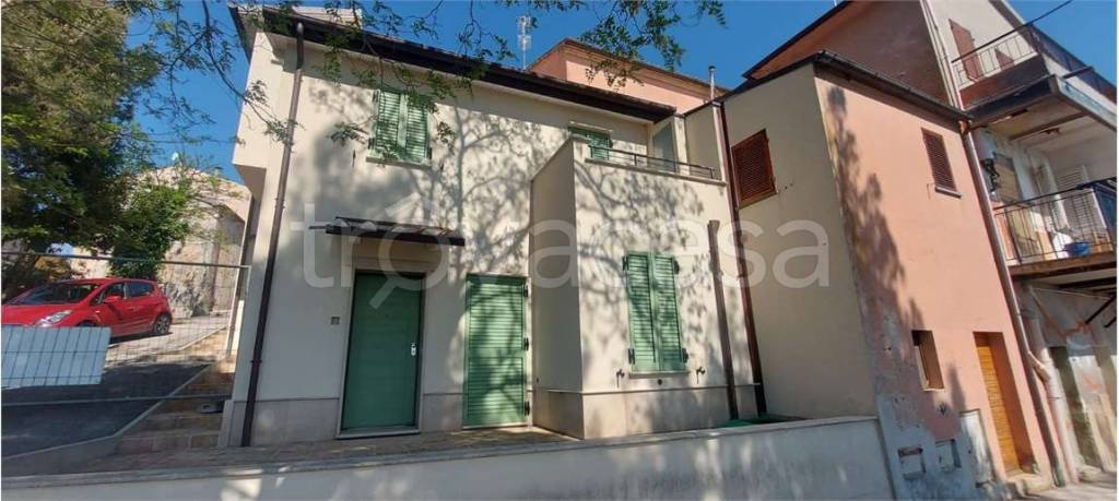 appartamento in vendita ad Ancona in zona Paterno