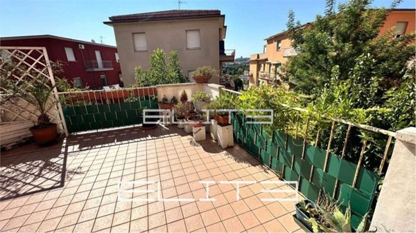 appartamento in vendita ad Ancona in zona Borgo Rodi