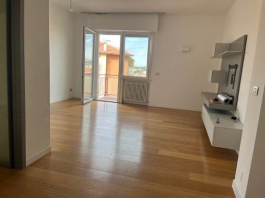 appartamento in vendita ad Ancona in zona Posatora