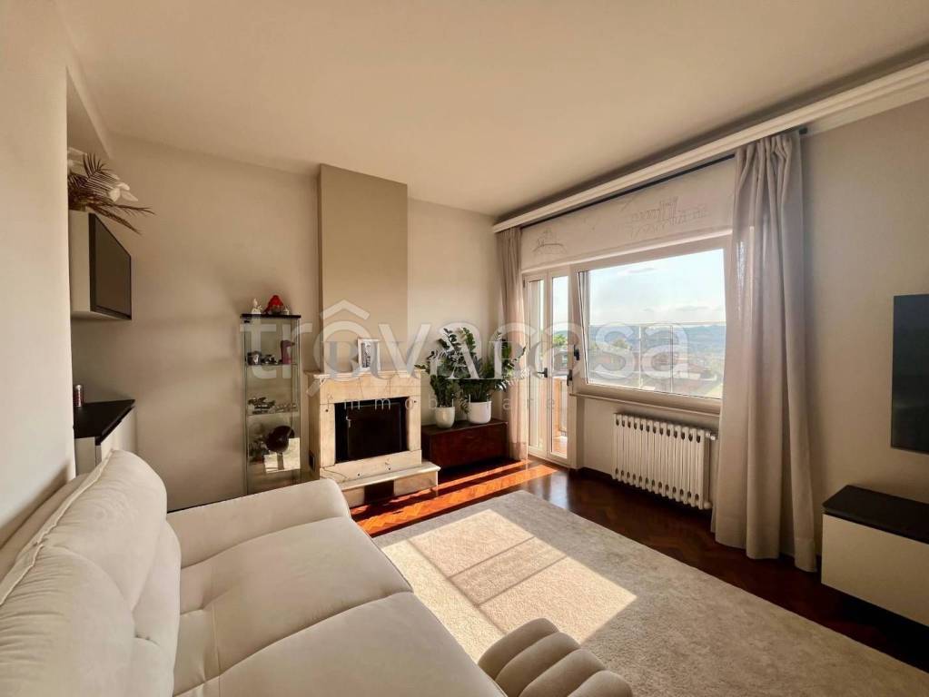appartamento in vendita ad Ancona in zona Borgo Rodi