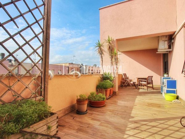 appartamento in vendita ad Ancona in zona Ponte Rosso