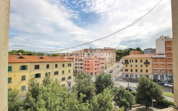 appartamento in vendita ad Ancona in zona Piano San Lazzaro