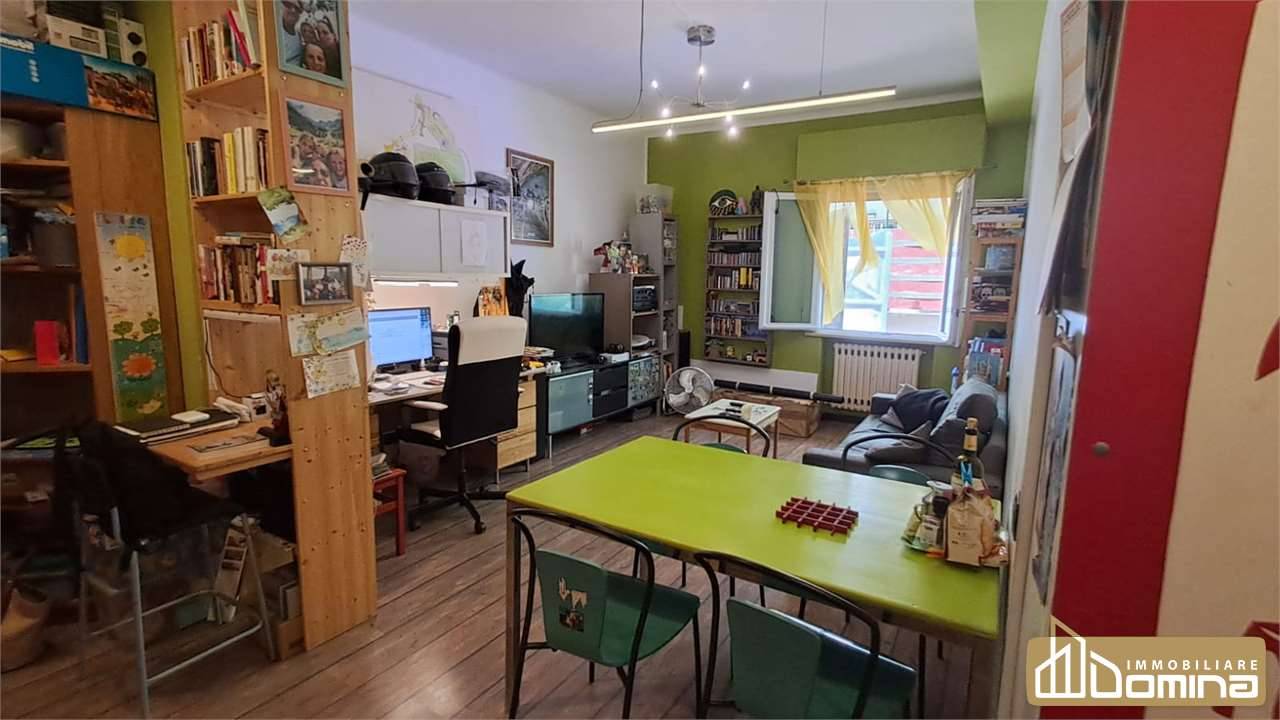appartamento in vendita ad Ancona in zona Adriatico
