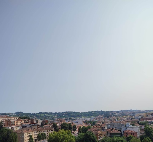 appartamento in vendita ad Ancona in zona Vallemiano