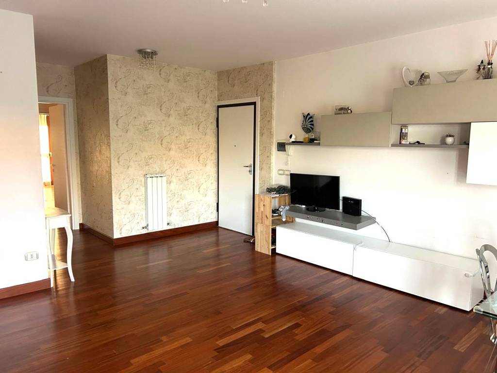 appartamento in vendita ad Ancona in zona Montedago