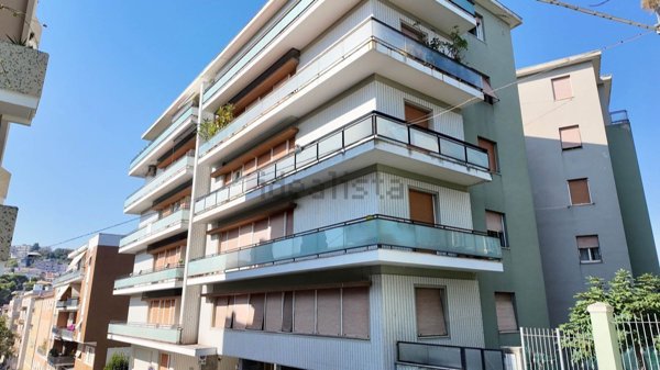 appartamento in vendita ad Ancona in zona Adriatico