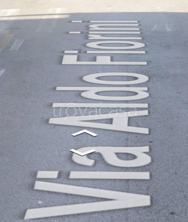 locale commerciale in vendita ad Ancona in zona Piano San Lazzaro